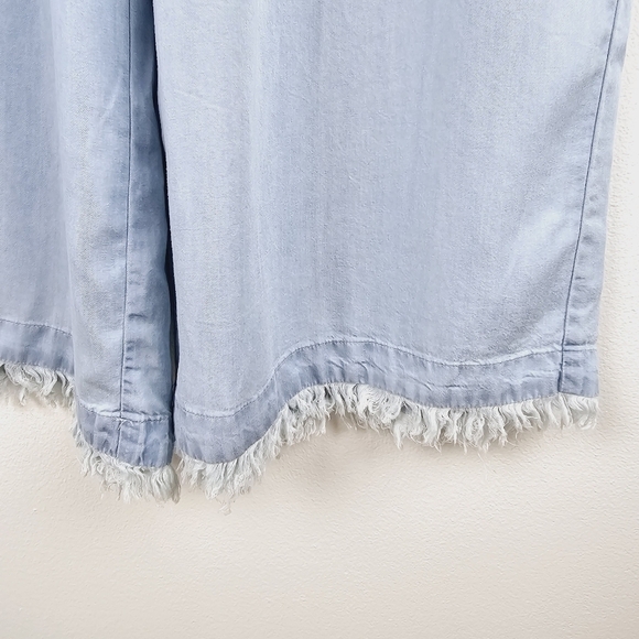 Zac & Rachel Blue Chambray Wide Leg Cropped Pants Capris NWT, size Large - Picture 6 of 8